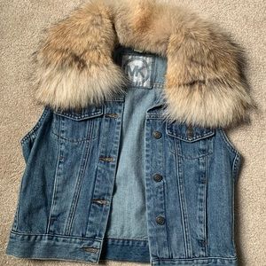 Michael Kors cropped Jean best with removable real fur collar